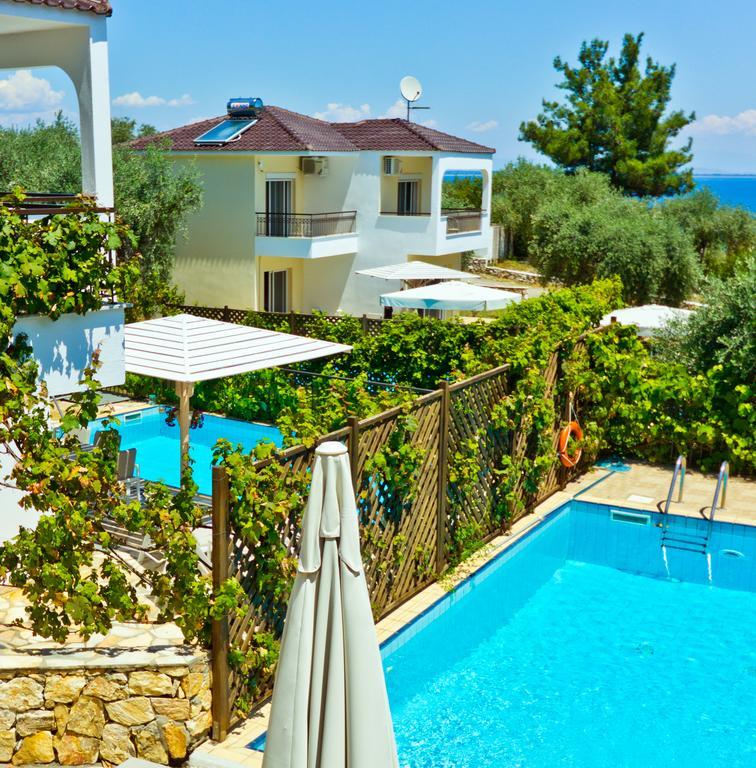 Thassian Villas Limenas  Habitación foto